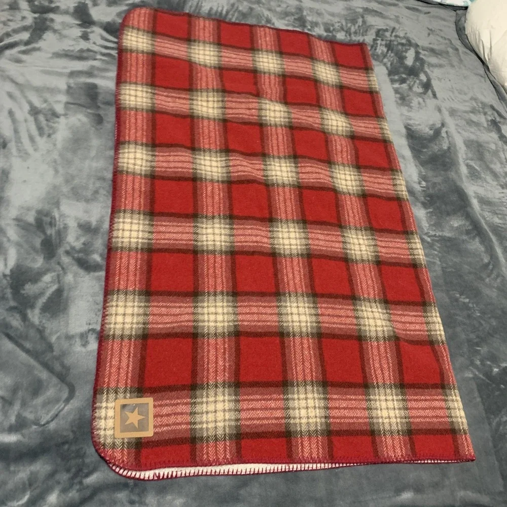 ABW Plaid Throw Blanket Sherpa Lined Red Beige Brown Star Patch‎ USA Made Cozy